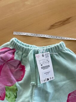 Zara sortky nove 122/7 rokov - 4