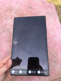 Darujem tablet na náhradné diely značka Lenovo - 4