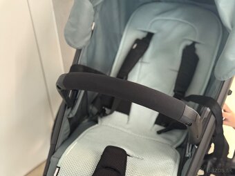Thule Urban Glide 3 s prislušenstvom a vaničkou - 4