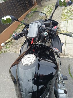 Yamaha Fazer 1000 - 4