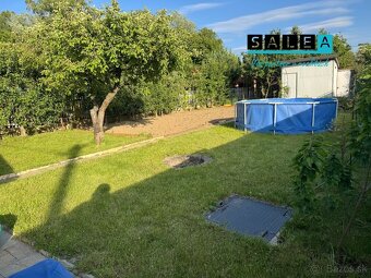 Krásna záhrada s chatkou v Kráľovej nad Váhom 259 m2 - 4
