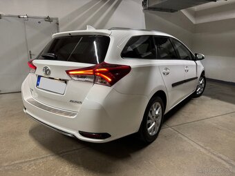 Toyota Auris combi 1.6 97kW, 2016, SK auto,96000km - 4