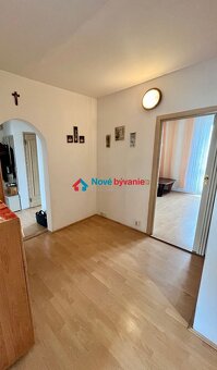 Priestranný 3-izbový byt s loggiou - Bratislava - Rača - 4