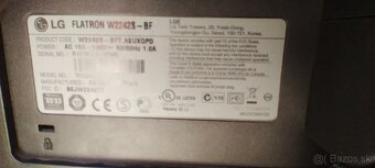 Monitor LG Flatron W2242S - 4