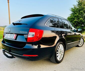 Škoda superb facelift 2014 2.0 TDI 125 KW Cr manuál - 4