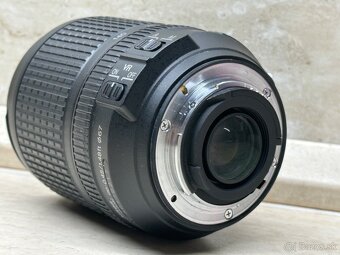 Nikon 18-140mm f/3.5-5.6G ED VR - 4