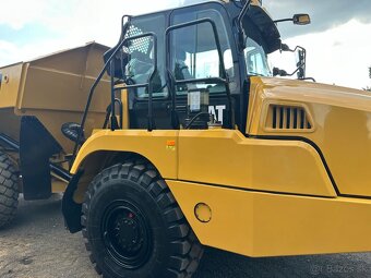 Caterpillar 730 - 4
