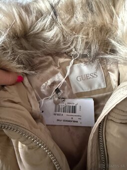 GUESS - Nová damska zimná bunda - 4