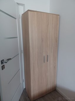 Predám písací stolík,skrińu - 4