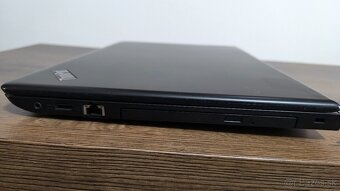Lenovo ThinkPad E570 - 4