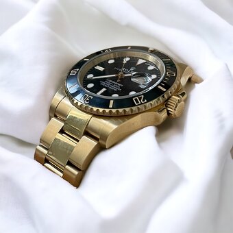 Rolex Submariner Gold - 4