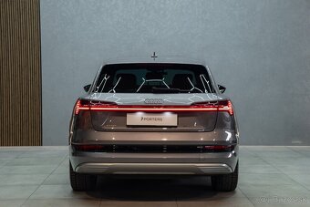 Audi E-tron 55, 300kW, automat, 4x4, 2020 - 4