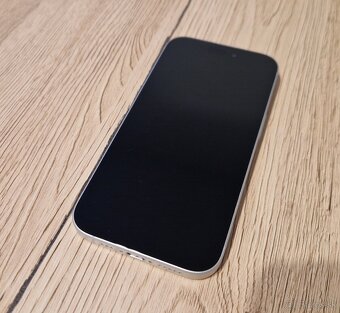 Apple iphone 16 128gb biely - 4
