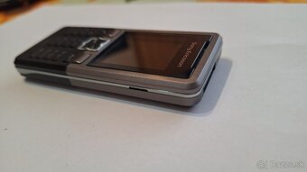 Sony ericsson G502 - 4