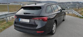 Škoda Octavia 4 Combi 2.0 TDI DSG 9/2021 - 4