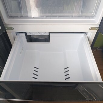 Chladnička Hotpoint Ariston - 4