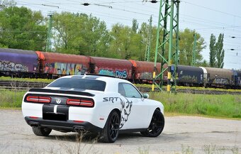 Dodge Challenger 6.4 SRT Scat Pack Shaker - 4