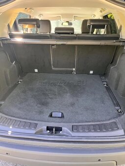 LAND ROVER DISCOVERY SPORT - 4