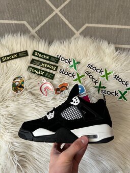 Jordan 4 - 4