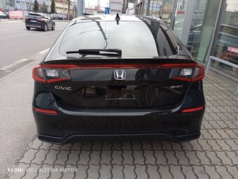 Honda Civic SPORT 2.0 e:HEV Automat - 4