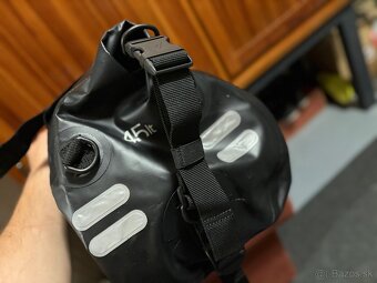 Dainese Explorer WP Duffel Bag 45L nový + zapínanie na moto - 4