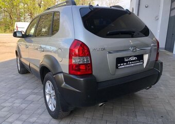 Hyundai Tucson 2.0 CRDi 4WD nafta manuál 88 kw - 4