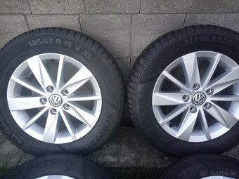 VW Golf 7 15"..195/65 R15 XL originál hliníkové disky - 4