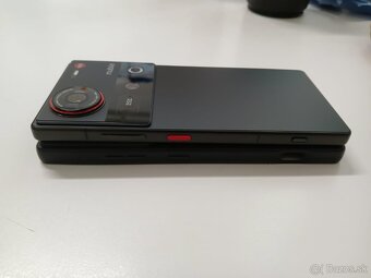 Predam/Vymenim ZTE nubia z70 ultra 12/256 gb 550€ - 4