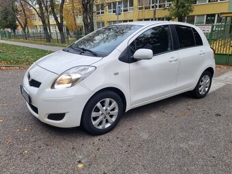 Toyota yaris 1,33 benzín 74kw...66tis km - 4