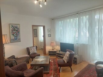 Predám priestranný 3 izbový byt v Trenčianskych Tepliciach. - 4