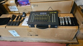 Dmx pult s 3 bezdrôtovými bateriovymi dmx prijimačmi - 4