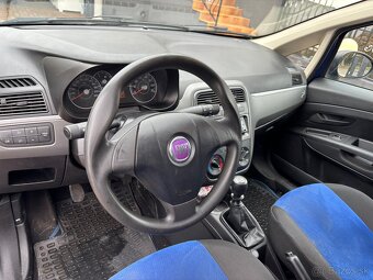 Fiat Punto - 4