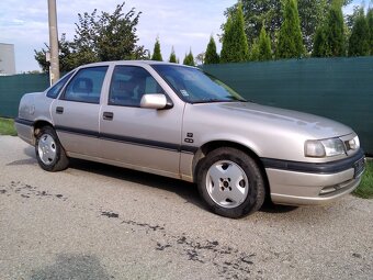 Opel Vectra A - 4