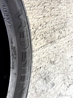 255/40 R19 Vredestein Letne - 4