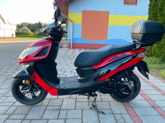 skúter Motorro Longjia Maxi 125 cm³ – rok 2017 - 4