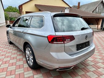 Passat Variant (Combi) B8 2,0 TDI Lift Virtual Top stav - 4
