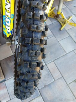 SUZUKI RM-Z 250 - 4