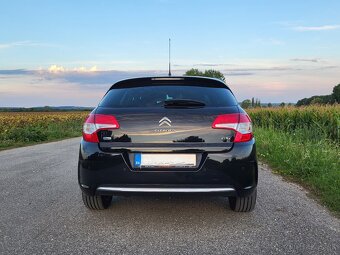 Citroën C4 e-HDi Exclusive 84 kW . - 4