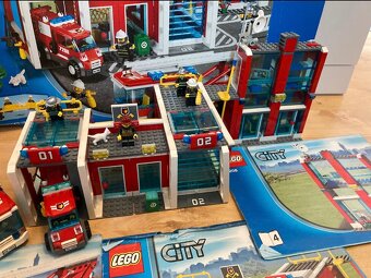 Lego city 7208 - hasičská stanica - 4
