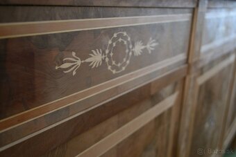 intarzovana skrinka - 4