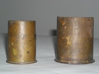 Staré nábojnice,vojenské gombíky a iné - 4