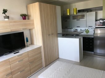 Prenájom garzónka, Chrenová, ul. Lúčna, balkon - 4