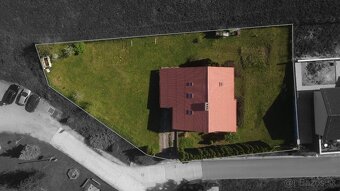 BEDES | rodinný dom 182m2, pozemok 802m2, 2x balkón, terasa - 4
