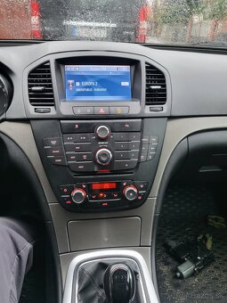 OPEL INSIGNIA SPORT TOURER - 4