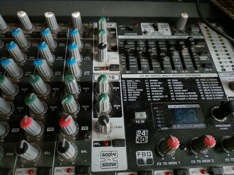 Behringer PMP 4000 Power mixpult - 4