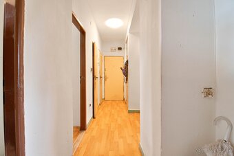 CENTRUM J.KOZÁČEKA | Priestranný 3 izbový byt s garážou. - 4