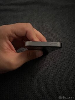 iPhone 5 12 gb black - 4
