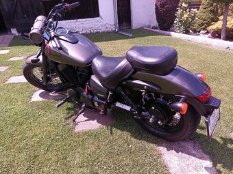 Predám Honda VT 750 C2B Shadow phantom - 4