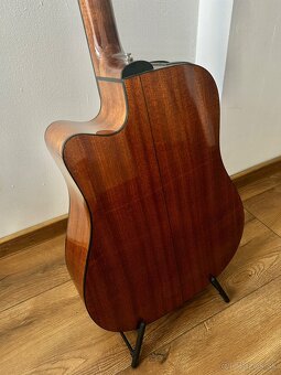 Takamine  EG345C 12-strunová elektro-akustická - 4