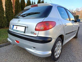 Peugeot 206 - 1,4 benzín - 4